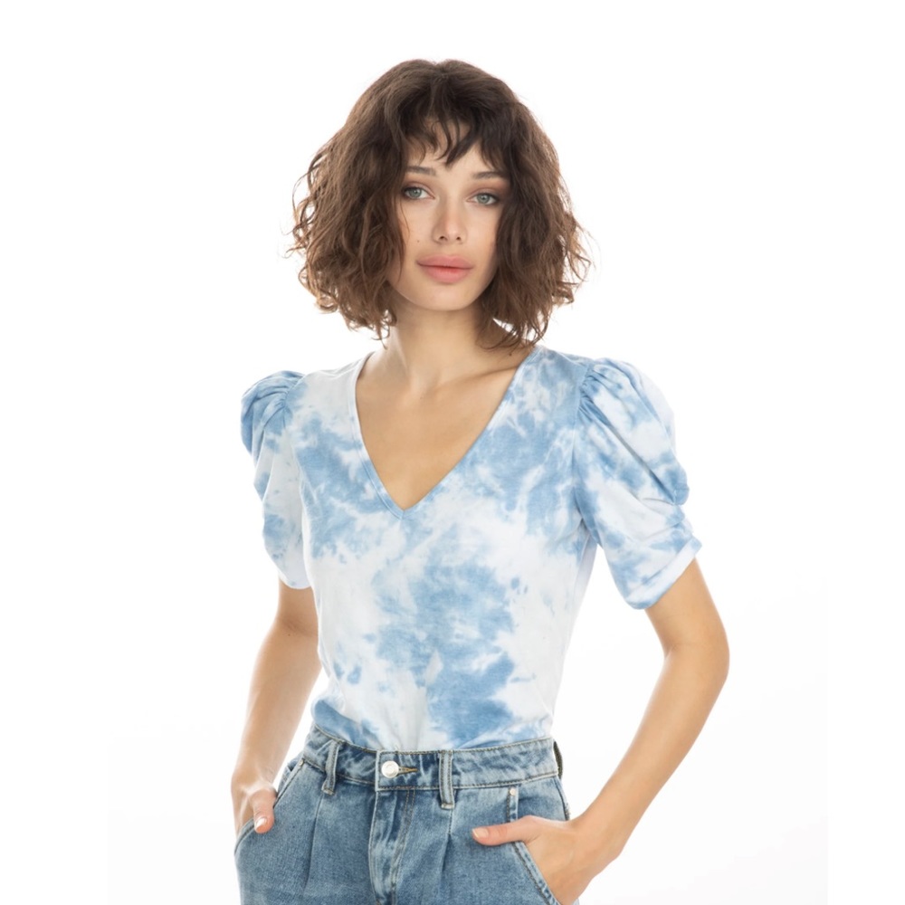 Generation Love Puff Sleeve V Neck Tie Dye Tee Size M